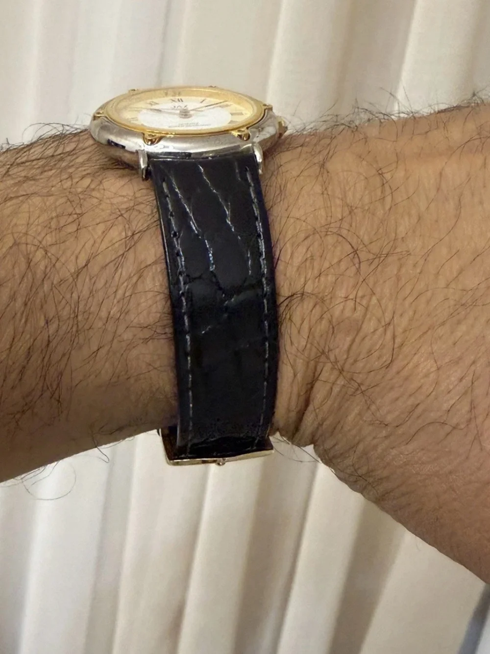 Vintage JAZ Paris Two-Tone Unisex Watch X5 XM8/6 Round Roman Numeral Date 31mm